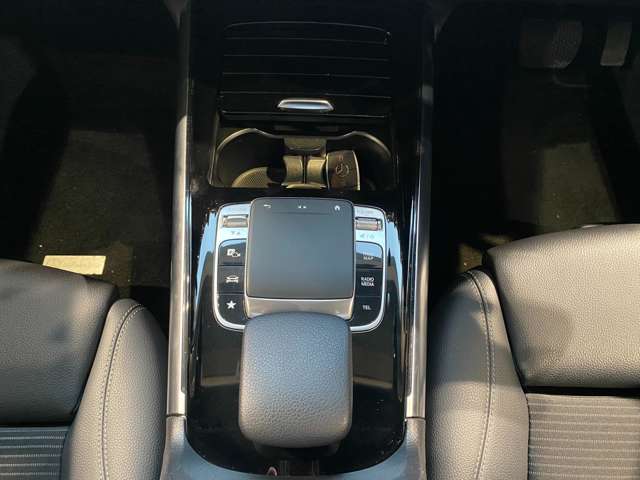 メルセデスベンツ Ｂクラス Ｂ２００Ｄ ディーゼルターボ R2年 (九州・沖縄) 99