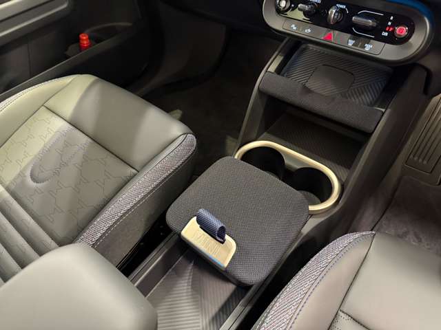 ミニ ミニカントリーマン Ｅ R6年 (関東) 99