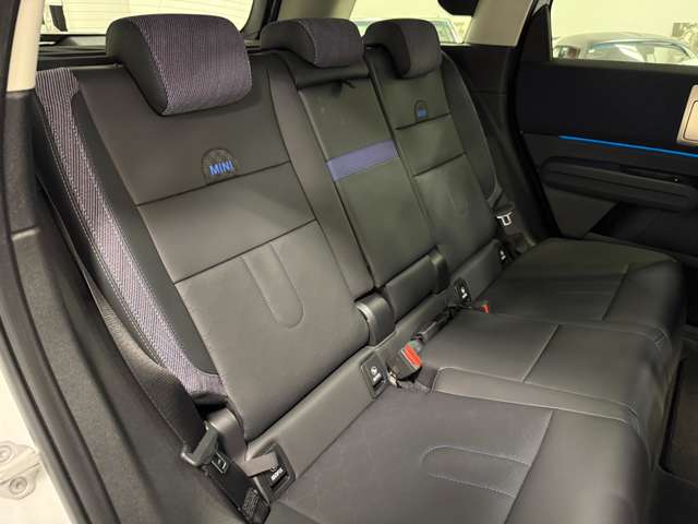 ミニ ミニカントリーマン Ｅ R6年 (関東) 99