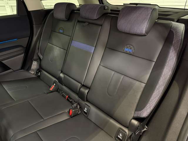 ミニ ミニカントリーマン Ｅ R6年 (関東) 99