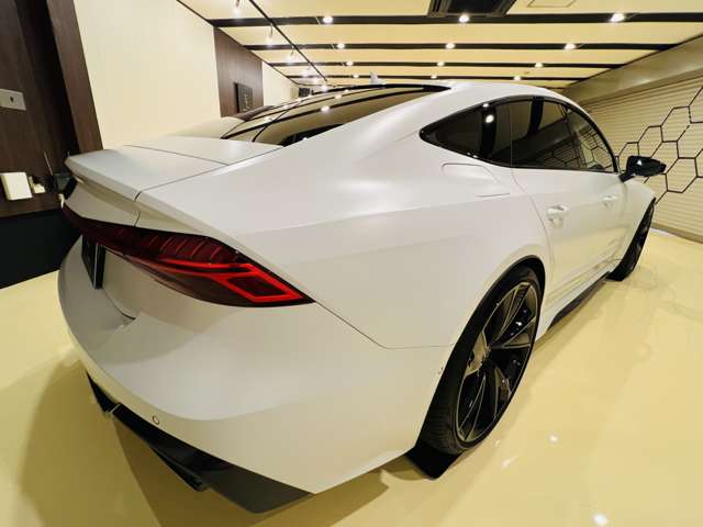 アウディ ＲＳ７　スポーツバック ４．０ ４ＷＤ R4年 (東海) 99