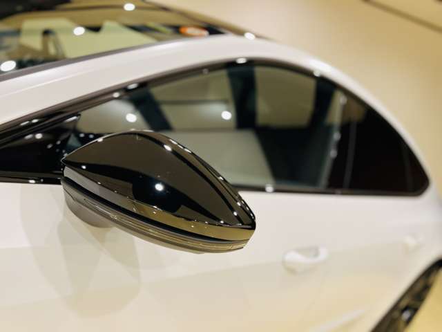 アウディ ＲＳ７　スポーツバック ４．０ ４ＷＤ R4年 (東海) 99