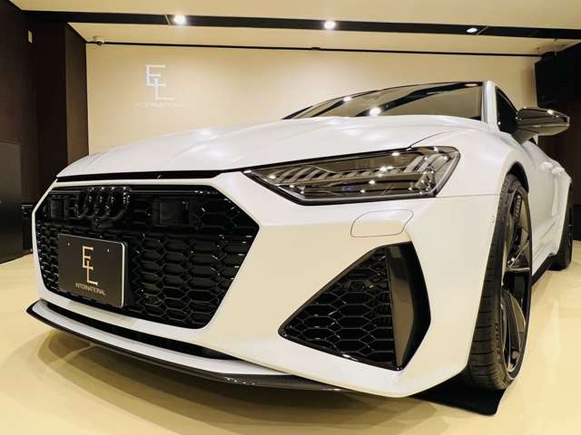 アウディ ＲＳ７　スポーツバック ４．０ ４ＷＤ R4年 (東海) 99