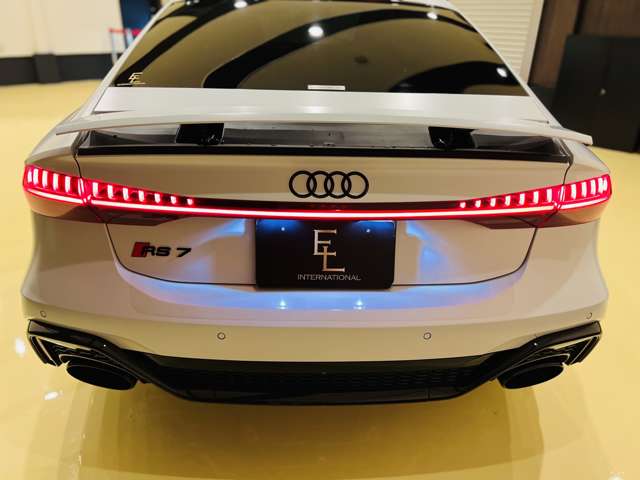 アウディ ＲＳ７　スポーツバック ４．０ ４ＷＤ R4年 (東海) 99