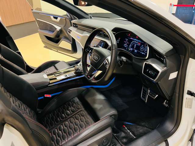 アウディ ＲＳ７　スポーツバック ４．０ ４ＷＤ R4年 (東海) 99