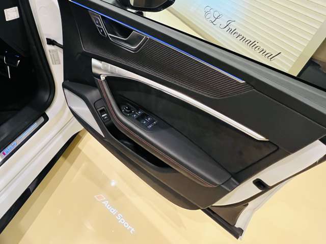 アウディ ＲＳ７　スポーツバック ４．０ ４ＷＤ R4年 (東海) 99