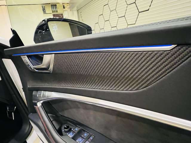 アウディ ＲＳ７　スポーツバック ４．０ ４ＷＤ R4年 (東海) 99