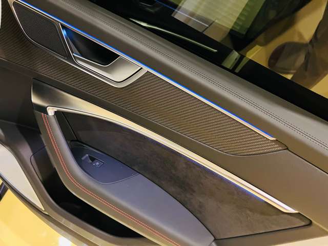 アウディ ＲＳ７　スポーツバック ４．０ ４ＷＤ R4年 (東海) 99