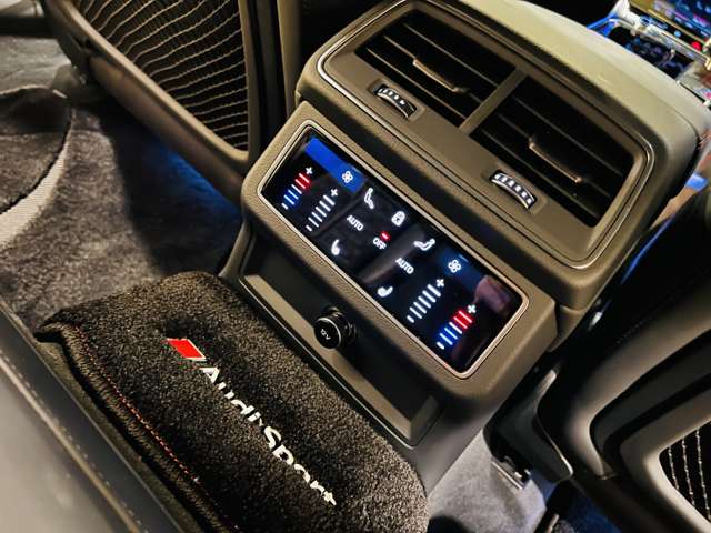 アウディ ＲＳ７　スポーツバック ４．０ ４ＷＤ R4年 (東海) 99