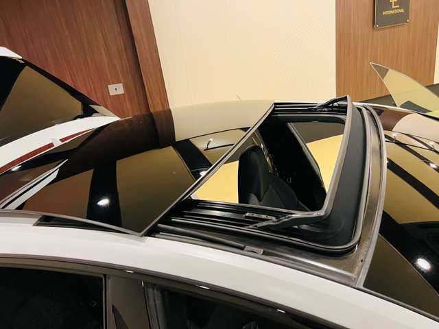 アウディ ＲＳ７　スポーツバック ４．０ ４ＷＤ R4年 (東海) 99