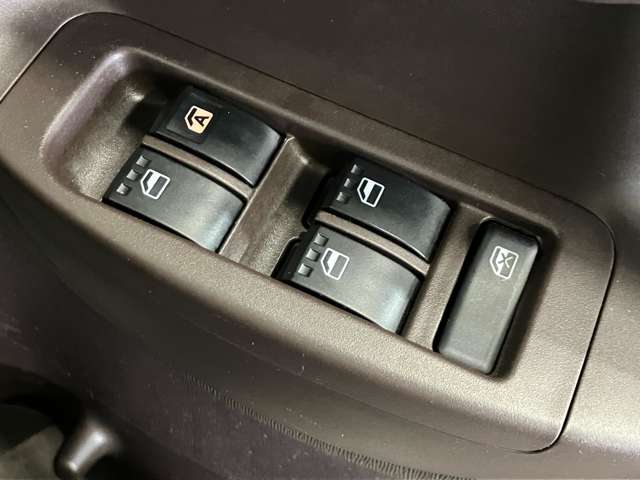 トヨタ パッソ １．０ Ｘ Ｇパッケージ ４ＷＤ H26年 (北海道) 99