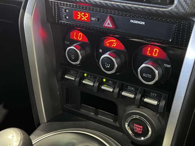 トヨタ ８６ ２．０ ＧＴ H28年 (関東) 99