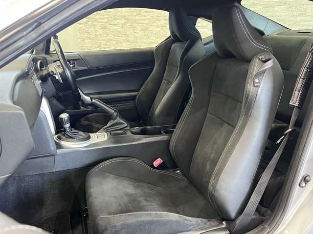 トヨタ ８６ ２．０ ＧＴ H28年 (関東) 99