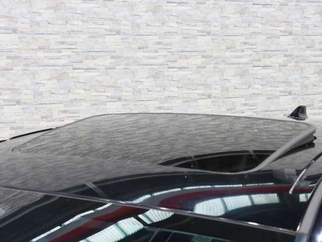 トヨタ プリウス １．８ Ａ プレミアム H29年 (関東) 99