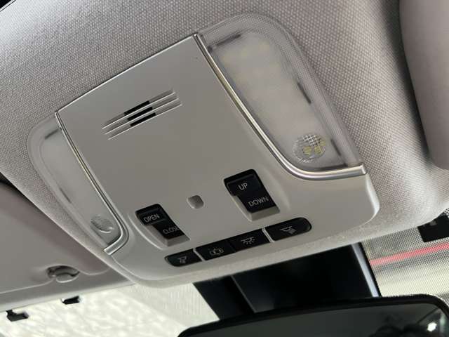 トヨタ プリウス １．８ Ａ プレミアム H29年 (関東) 99