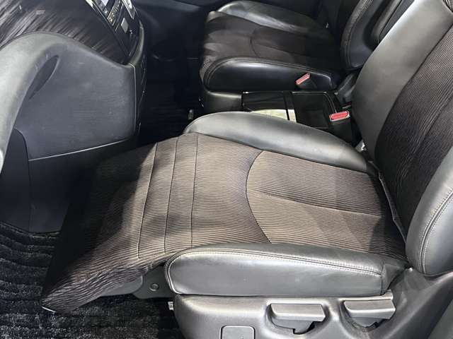 日産 エルグランド ２．５ ２５０ハイウェイスター H26年 (関東) 99