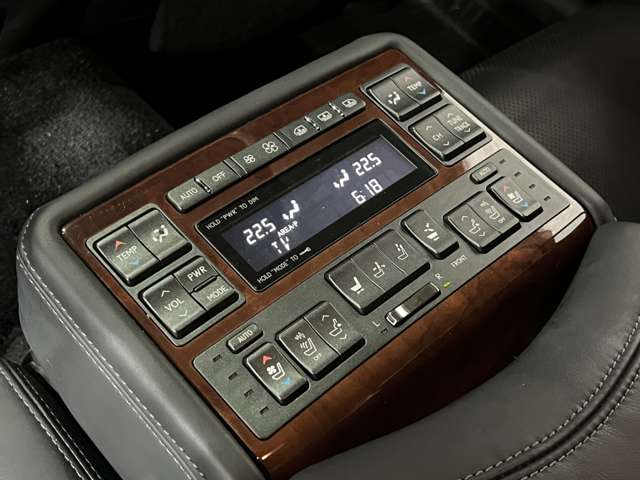 レクサス ＬＳ４６０ バージョンＬ H24年 (関東) 99