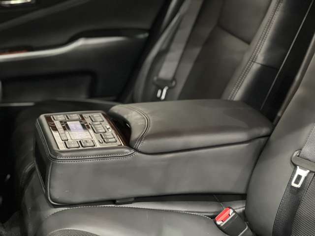 レクサス ＬＳ４６０ バージョンＬ H24年 (関東) 99