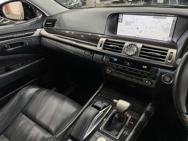 レクサス ＬＳ４６０ バージョンＣ H28年 (関東) 99