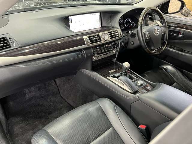 レクサス ＬＳ４６０ バージョンＣ H28年 (関東) 99