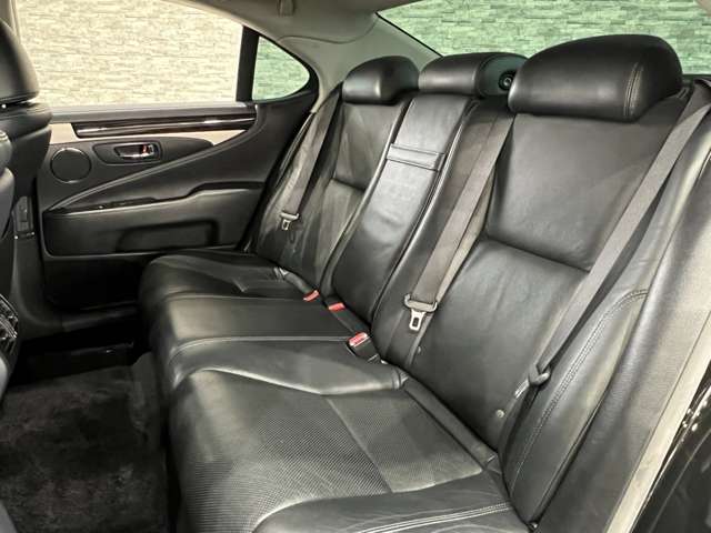 レクサス ＬＳ４６０ バージョンＣ H28年 (関東) 99