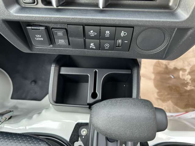 ダイハツ ハイゼットトラック ６６０ スタンダード ３方開 ４ＷＤ R7年 () 99