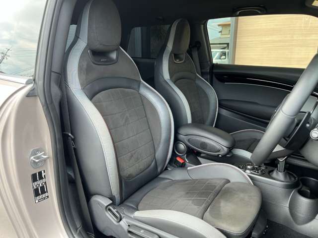 ミニ ミニ ジョン・クーパー・ワークス ３ドア R4年 (近畿) 99