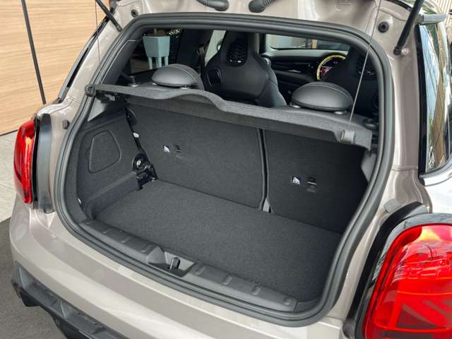 ミニ ミニ ジョン・クーパー・ワークス ３ドア R4年 (近畿) 99