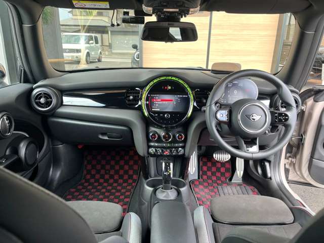 ミニ ミニ ジョン・クーパー・ワークス ３ドア R4年 (近畿) 99