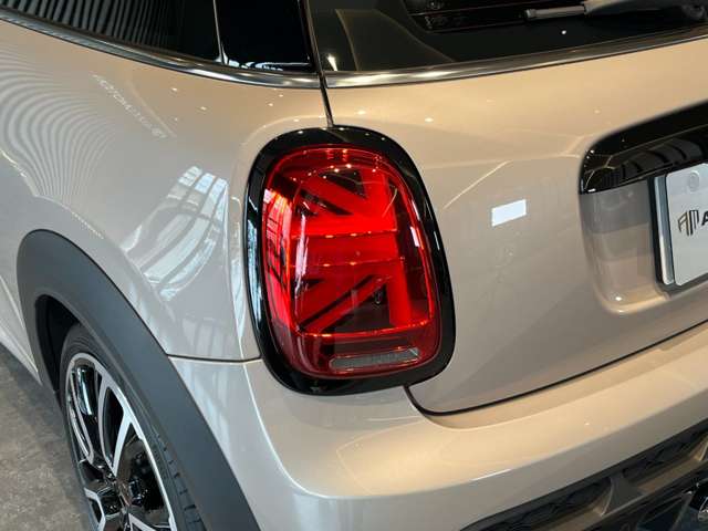 ミニ ミニ ジョン・クーパー・ワークス ３ドア R4年 (近畿) 99