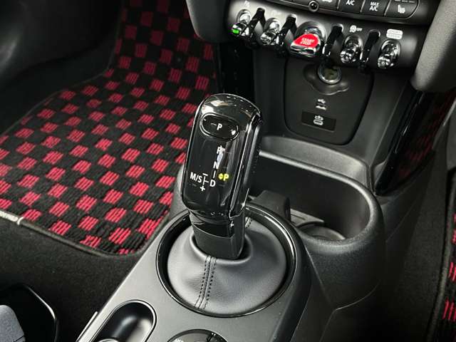 ミニ ミニ ジョン・クーパー・ワークス ３ドア R4年 (近畿) 99