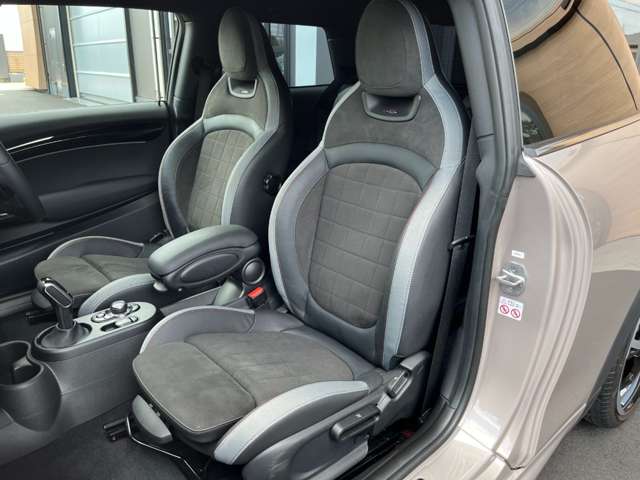 ミニ ミニ ジョン・クーパー・ワークス ３ドア R4年 (近畿) 99