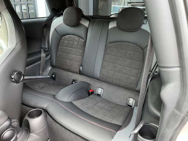 ミニ ミニ ジョン・クーパー・ワークス ３ドア R4年 (近畿) 99