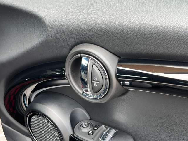 ミニ ミニ ジョン・クーパー・ワークス ３ドア R4年 (近畿) 99