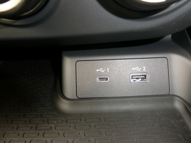 日産 フェアレディＺ ３．０ バージョン ＳＴ R6年 (中国) 99