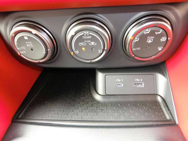 日産 フェアレディＺ ３．０ バージョン ＳＴ R6年 (中国) 99