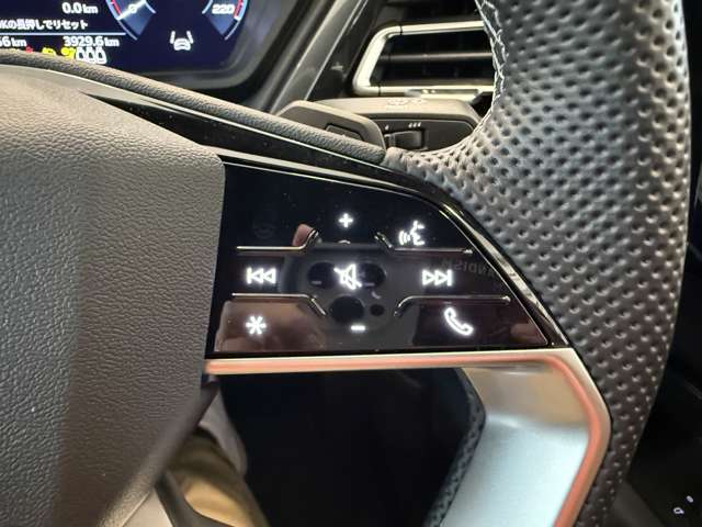 アウディ Ｑ４　ｅ−トロン　スポーツバック ４０　Ｓライン R5年 (関東) 99