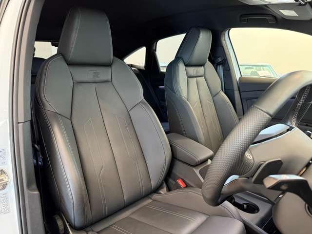 アウディ Ｑ４　ｅ−トロン　スポーツバック ４０　Ｓライン R5年 (関東) 99