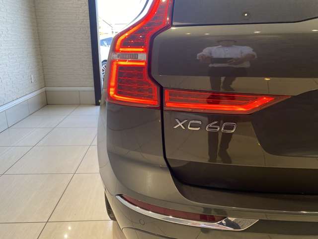 ボルボ ＸＣ６０ Ｔ５ ＡＷＤ インスクリプション ４ＷＤ H29年 (九州・沖縄) 99