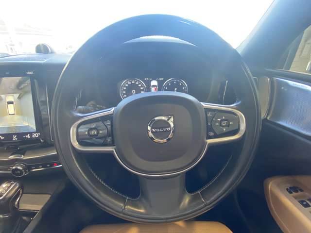 ボルボ ＸＣ６０ Ｔ５ ＡＷＤ インスクリプション ４ＷＤ H29年 (九州・沖縄) 99