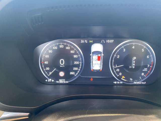 ボルボ ＸＣ６０ Ｔ５ ＡＷＤ インスクリプション ４ＷＤ H29年 (九州・沖縄) 99