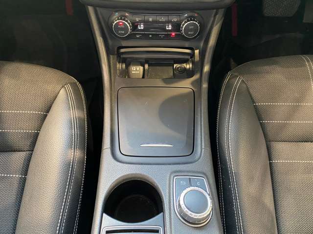 メルセデスベンツ ＧＬＡクラス ＧＬＡ１８０　オフロード H27年 (九州・沖縄) 99