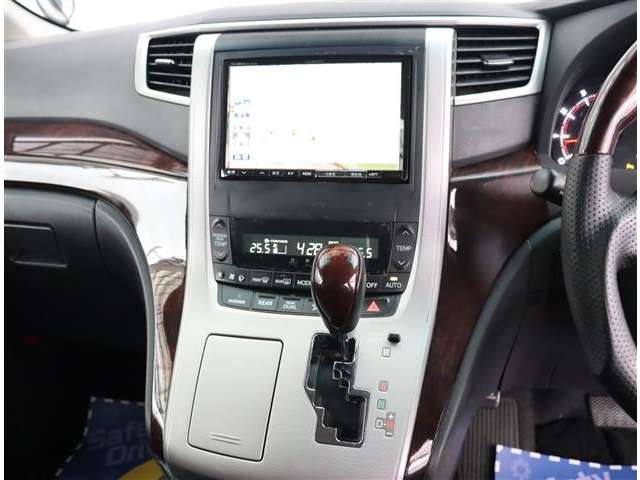 トヨタ ヴェルファイア ２．４Ｚ H24年 (関東) 99