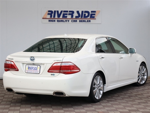 トヨタ クラウン　ハイブリッド ３．５ Ｇパッケージ H24年 (関東) 99