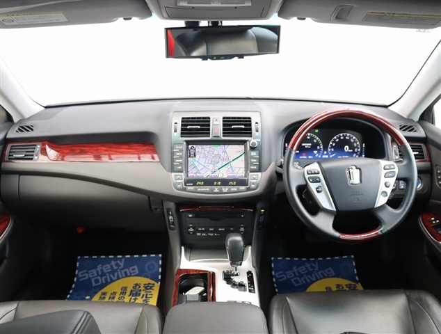 トヨタ クラウン　ハイブリッド ３．５ Ｇパッケージ H24年 (関東) 99