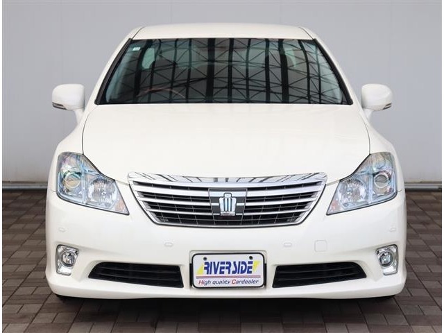 トヨタ クラウン　ハイブリッド ３．５ Ｇパッケージ H24年 (関東) 99