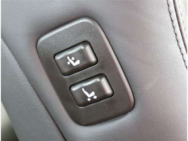 トヨタ クラウン　ハイブリッド ３．５ Ｇパッケージ H24年 (関東) 99