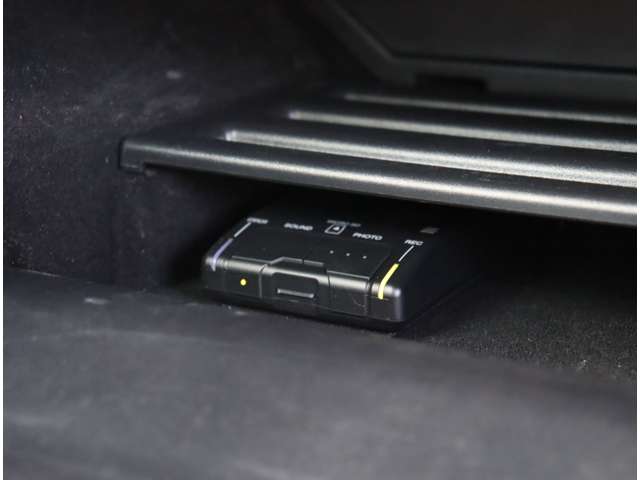 レクサス ＩＳ３００ｈ ３００Ｈ Ｆスポーツ ４ＷＤ H30年 (関東) 99