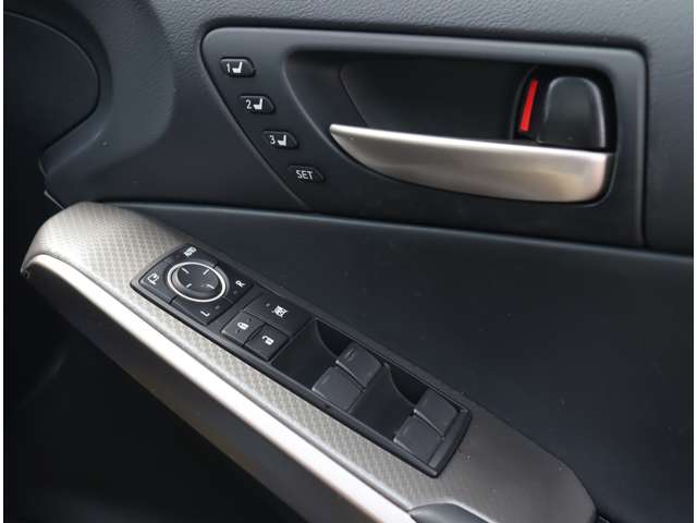 レクサス ＩＳ３００ｈ ３００Ｈ Ｆスポーツ ４ＷＤ H30年 (関東) 99