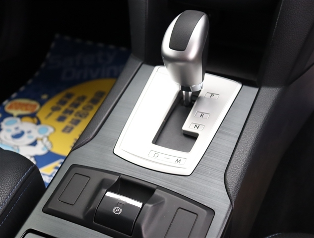 スバル レガシィツーリングワゴン ２．０ ＧＴ ＤＩＴ アイサイト ４ＷＤ H25年 (関東) 99